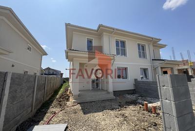 Duplex cu 4 camere în Moșnița Nouă