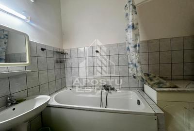 Apartament 2 camere in cladire istorica,etaj intermediar,zona Neptun - 15