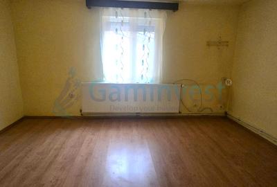 Teren si casa de vanzare,zona cu vizibilitate,Cantemir,Oradea - 2