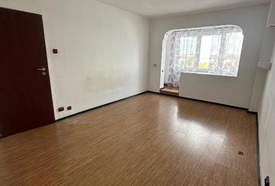 Bld. Chisinau -Piata Delfinului-Apartament 2 camere-confort 1-Centrala -Parcare - 3