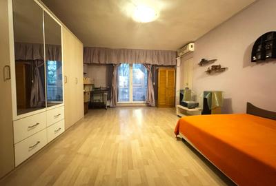 Apartament cu 3 camere decomandat în Timpuri Noi