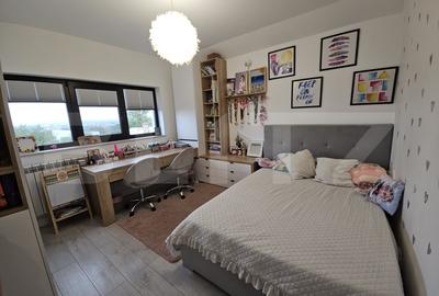 Vila de lux cu 5 camere in Galata, zona linistita - 20