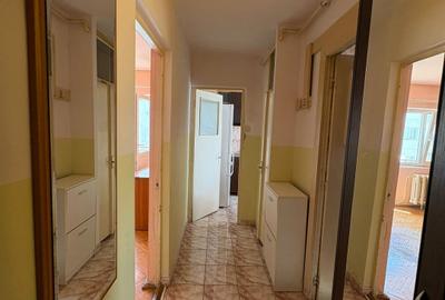 Apartament cu 1 cameră de închiriat etaj 3/4 - 6