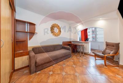 Garsonieră de vânzare mobilată și utilată Răcădău - Brașov - 1