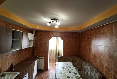 Apartament 2 camere zona Donici , etaj 4 cu mansarda , semimobilat - 2