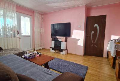 Vanzare apartament 4 camere dec, in Galati, Micro 39A, sup.91mp, mobilat - 2