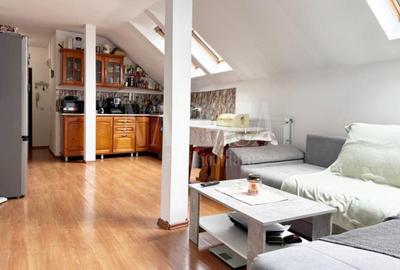 Garsonieră decomandată în Rogerius