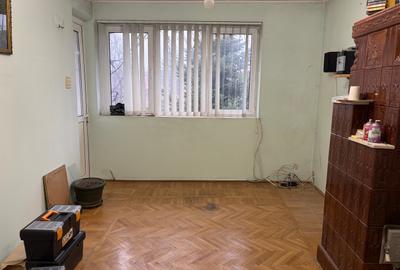 Primaverii, Beller, vanzare apartament 3 camere, 63 mp totali, imobil P+2+Pod, - 2