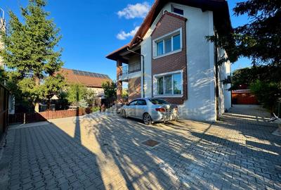 Vânzare Casă  D+P+E - 230 m.p. - Bucium - 1