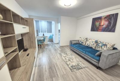 Inchiriere Garsoniera cocheta zona Coresi Tractorul - 1