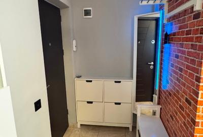 PF: Închiriez Apartament 3 camere | 65 mp + balcon 10 mp, zona Eroilor, parcare - 6