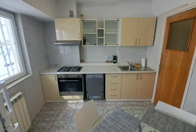 APARTAMENT COCHET - 2 CAMERE DECOMANDAT- AMPLASAT IDEAL - 12