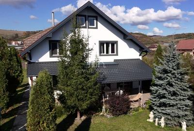 Casa de Vanzare, 800Mp teren, Santana De Mures - 1