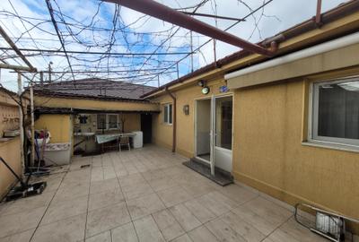 Casă cu 4 camere în Coiciu