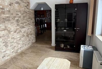Casă + sediu firmă – investitie in Diosig cu teren generos - 9