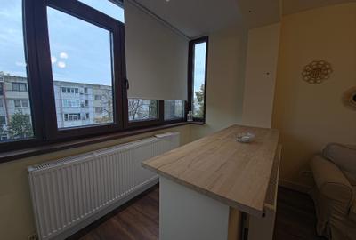 Apartament 3 camere, Tomis 2 – renovat, mobilat, utilat, 59 mp, etaj 3/4. - 33