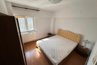 Apartament cu 2 camere decomandat în Tomis II