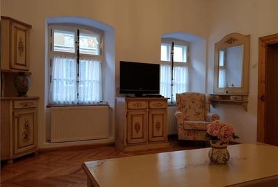Oportunitate Imobiliara în Inima Sibiului: Apartament Clasic cu 2 Camere - 10