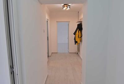 APARTAMENT 2 CAMERE 1/8 BL 1992 MONOLIT  2 BALCOANE RENOVAT VEDERE BULEVARD - 5