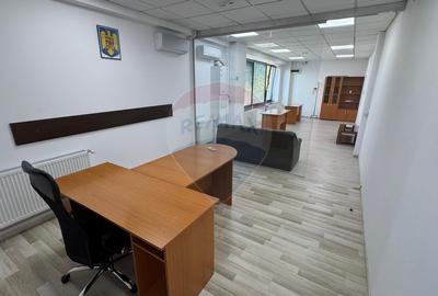DE ÎNCHIRIAT – Spațiu de birou 50 mp în complexul Revolution Business - 1