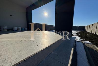 Despartit prin camera tehnica.Luminos.Proiect Modern - 20