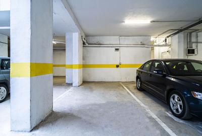Plaza Mall-Lujerului, 2 camere, 60 mp, etaj 2,mobilat, parcare subsol, boxa - 18