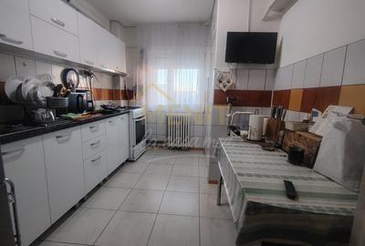 Apartement decomandat Cantacuzino - 9