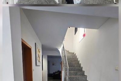 Casă spațioasă de închiriat – Cartierul Florilor, Brașov |  4 dormitoare | saună - 9