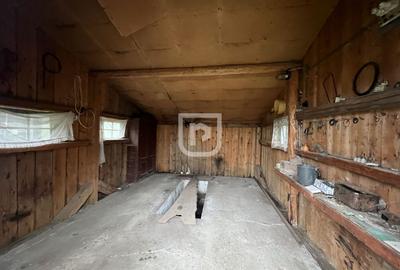 De vanzare casa cu anexe - 2507 mp Manastirea Humorului - 16