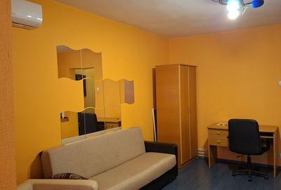 Garsoniera decomandata, pet friendly, centrala proprie, metrou 5 min, mobilata - 1