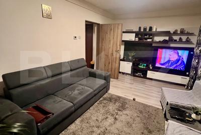 Apartament cu 2 camere semidecomandat, mobilat în Central