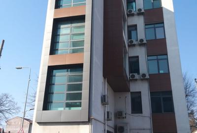 Bd. Mamaia -Univ. Ovidius -cladire de birouri / spatii comerciale de vanzare - 3