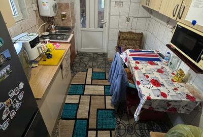 ZONA ALEXANDRU CEL BUN  -  CASA 4 CAMERE ,TEREN 216 MP - 4