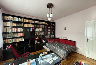 Vilă spațioasă 6 camere în centrul Lugoj – teren 471 mp, garaj - 6