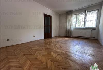 Apartament 2 camere e vanzare in zona Chibrit / Metrou 1 Mai Bucuresti - 2