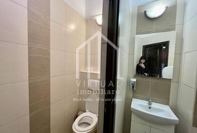 Vila/Pensiune cu 3 corpuri, 34 de camere, sala de fitness - Central - 51