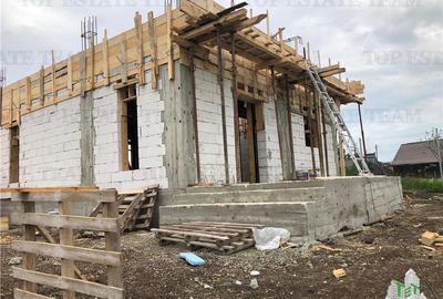 Vila 5 camere de vanzare in Frumusani, ideala investitie - 3