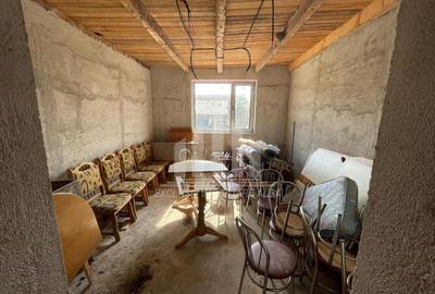 Casă individuală cu 4 camere în Lipoveni