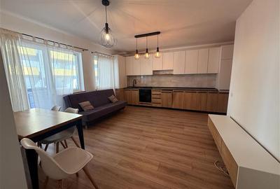 Apartament 2 camere zona Regal cu terasa mare - 1