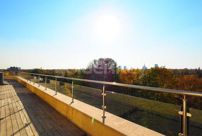 Apartament cu 4 camere decomandat, mobilat în Herăstrău