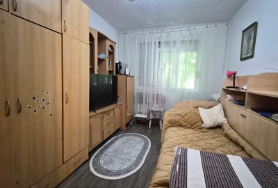 Zona CET - garsoniera et 1 , suprafata 16 mp (mobilata/utilata) - 18
