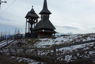 Teren extravilan de 3750 mp, în Moieciu de Jos