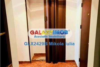 Apartament 2 cam decomandat Et 6 10 Cartier Lujerului - Metrou 5 min - 12