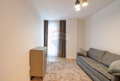 Apartament cu 3 camere de inchiriat - prima inchiriere - totul nou - 10