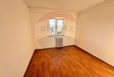 Apartament cu 2 camere de vanzare in zona Narcisa - 1