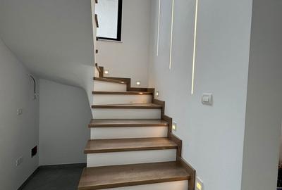 Duplex superb Dumbravita curte mare, finisaje premium, comision 0 - 4