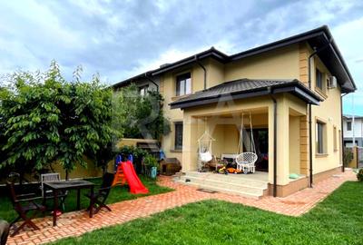 Duplex cu 4 camere în Est