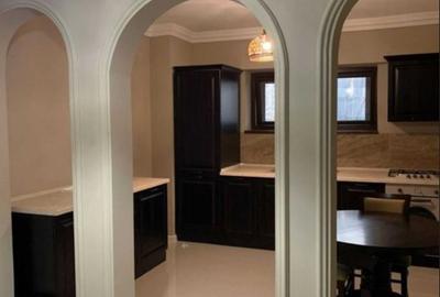 Inchiriez apartament 2 camere, strada Infratirii - 1