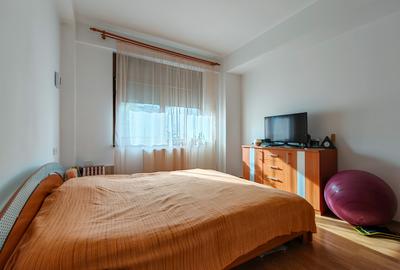 Apartament 2 cam luminos la 8 min metrou Pacii bloc Boutique 2007 Comision 0 - 3