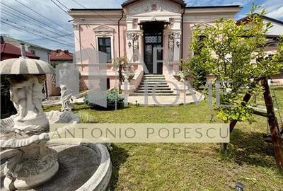 Casa 11 camere D+P,cu o arhitectura deosebita, ultracentral, Ploiesti. - 2
